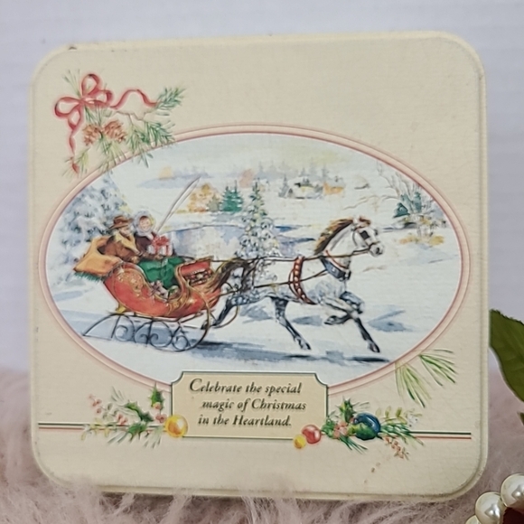 Vintage Metal Tin Horse Drawn Christmas Sleigh Petits Fours Made in USA - Picture 2 of 12